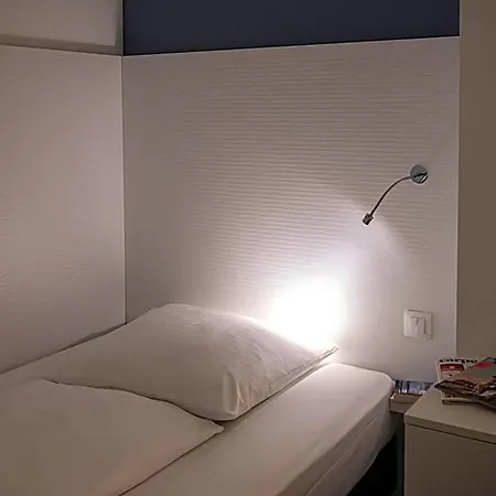 公寓式酒店 Apartmenthaus International 4*