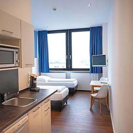 Apartmenthaus International מלון דירות 4*