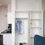 Apartmenthaus International Aparthotel 4*