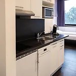 Apartmenthaus International Aparthotel 4*