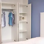 Apartmenthaus International Aparthotel 4*