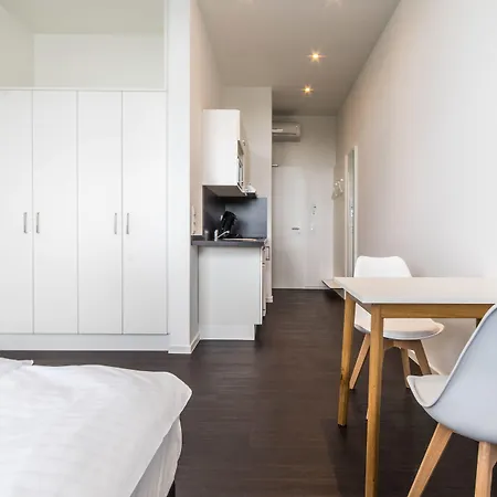 Apartmenthaus International מלון דירות 4*