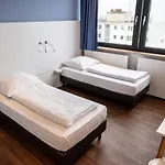 Apartmenthaus International